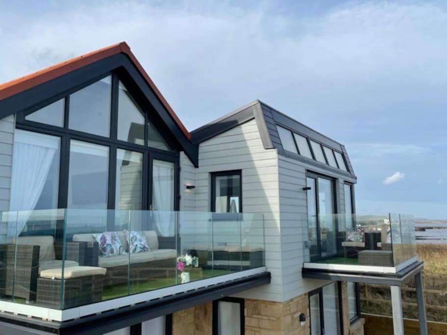 Signal House - A Stunning Beach House - 2020 Build Амбъл Екстериор снимка